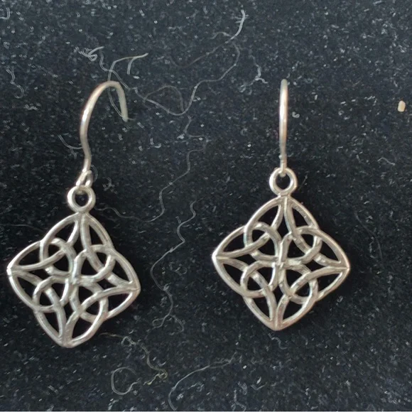 Vintage 925 Silver Celtic Knot Necklace Pendant & Earrings - Picture 3 of 9